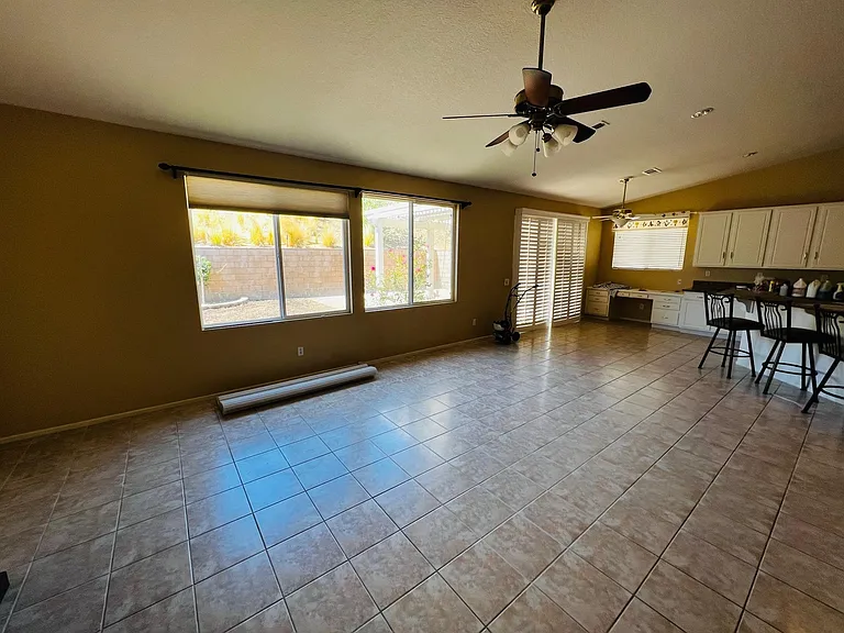 5552 Las Brisas Ter — Photo 5