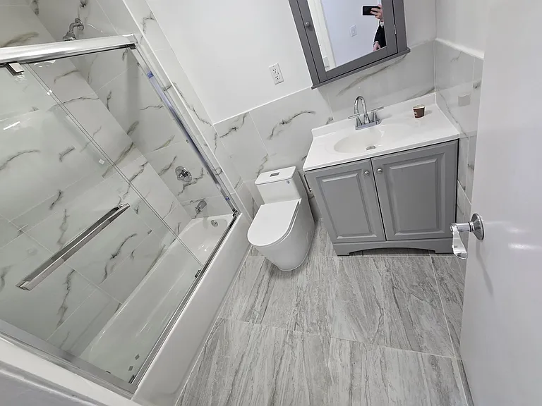2515 Hone Ave #3 — Photo 7