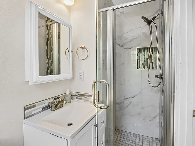 1319 Wylie Way — Photo 12