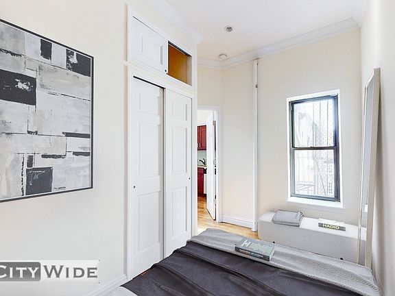2nd image of 346 E 76th St #22A