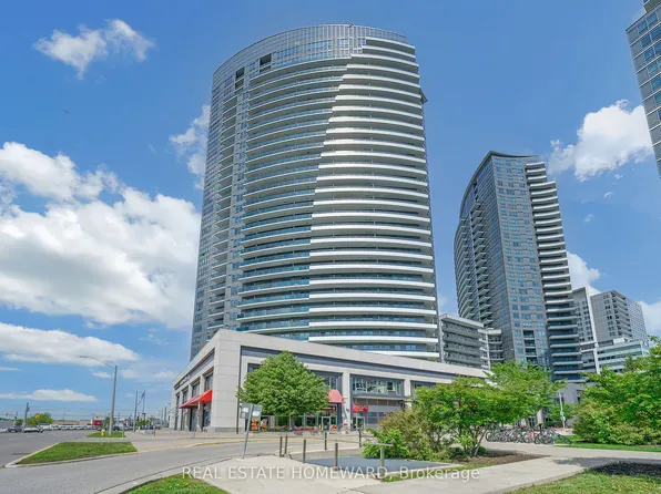 7161 Yonge St #1525, Markham, ON L3T 0C8