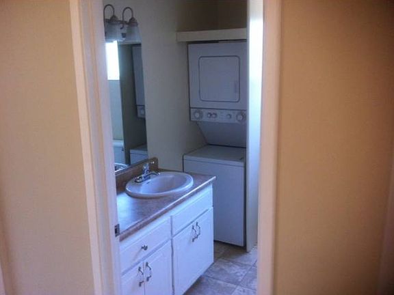 Washer Dryer In Unit!