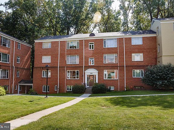 2nd image of 10405 Montrose Ave APT 101