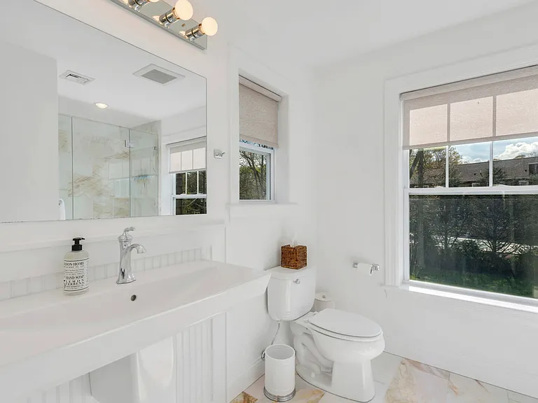 56 Sandy Hollow Rd — Photo 29