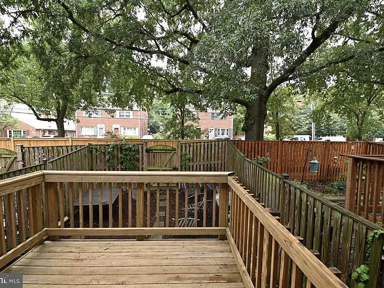 3804 Brighton Ct — Photo 30