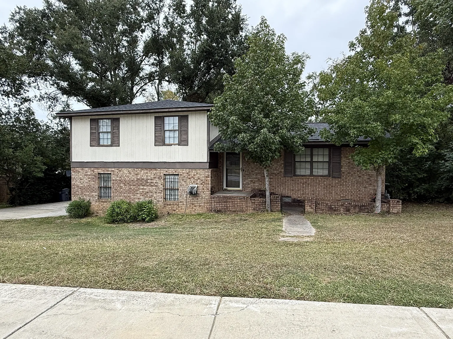 3 bed, 2.5 bath, 1741 sqft, $1,800 — Photo 1