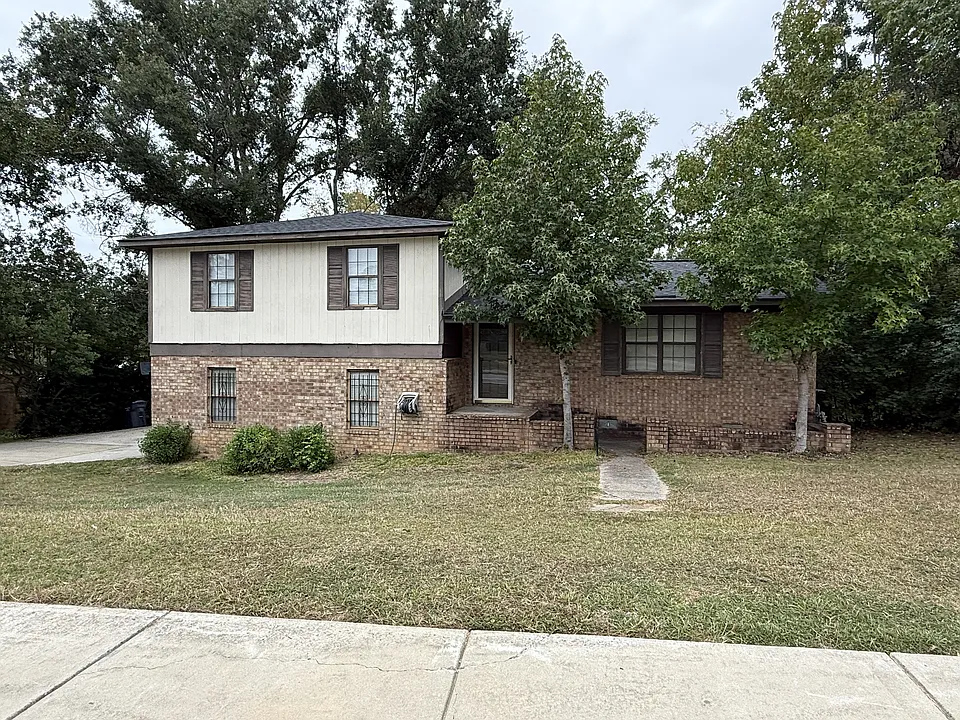 4055 River Watch Pkwy