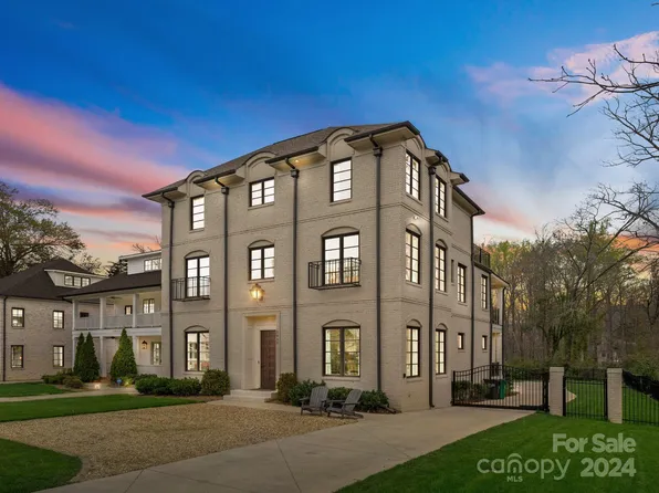 2059 Vernon Dr, Charlotte, NC 28211