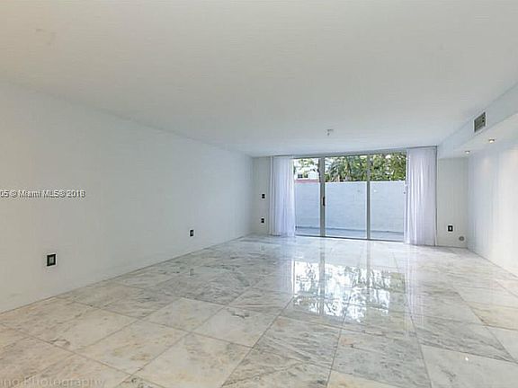 3rd image of 20938 NE 37th Ct #1
