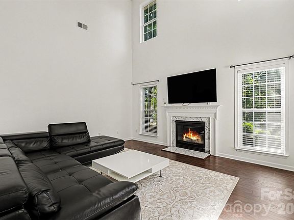 5th image of 3708 Leela Palace Way
