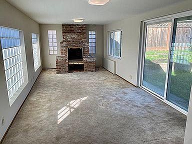 3rd image of 1110 Windsor Ct