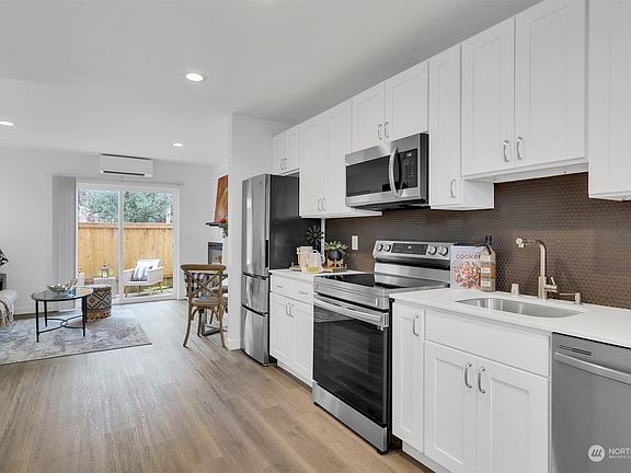 2nd image of 10217 Evanston Avenue N