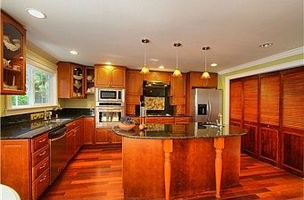 5th image of 16735 NE 32nd St