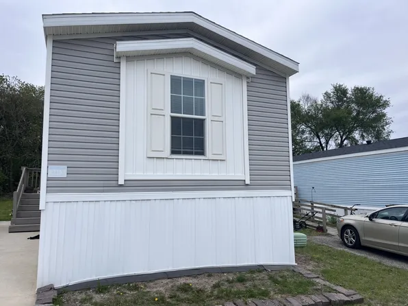 9413 Jamaica Way #45, Demotte, IN 46310
