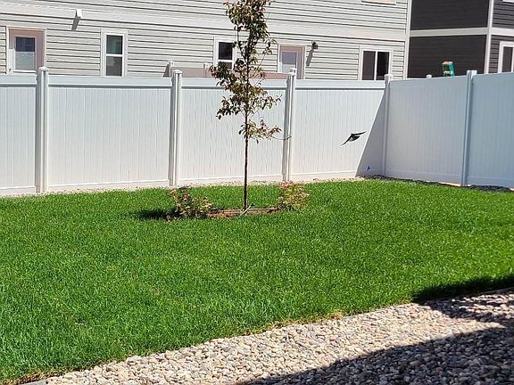 4th image of 4521 Bobolink Ln #205-A
