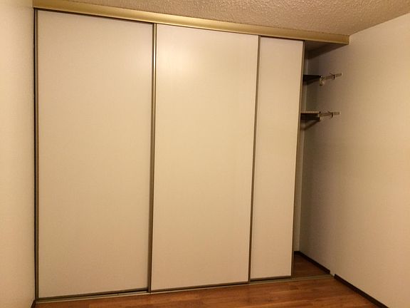 2nd image of 1526 NE 143rd St APT 402