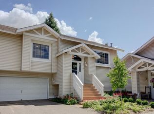 6936 Lake Ter E, Woodbury, MN 55125