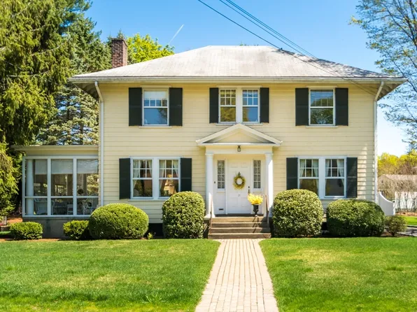 21 Lincoln St, Waltham, MA 02451