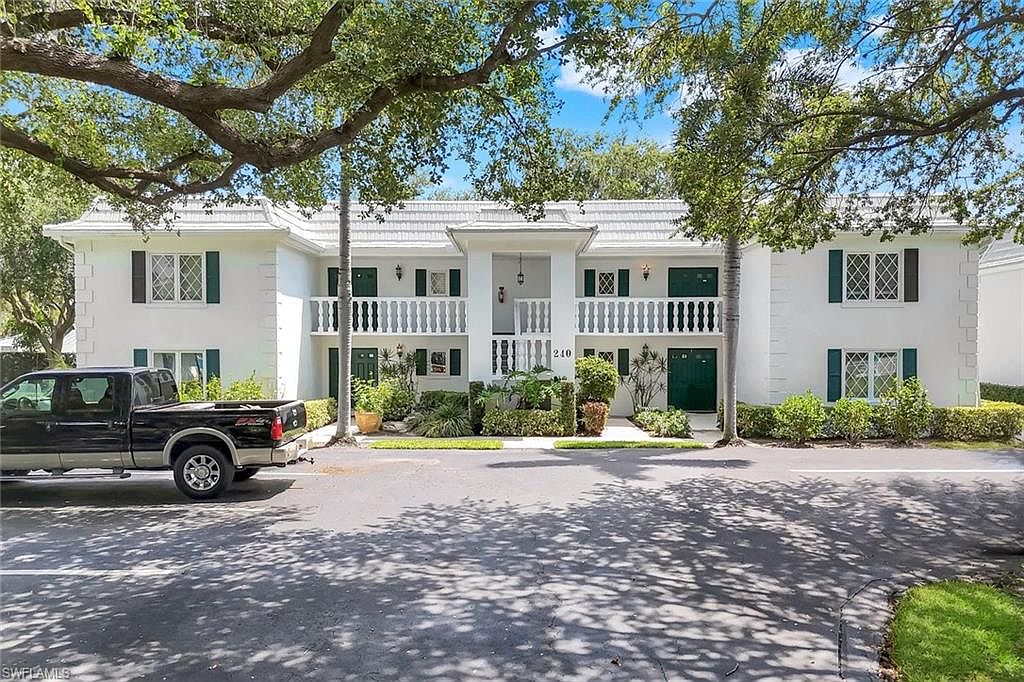 240 Palm River BLVD #C202