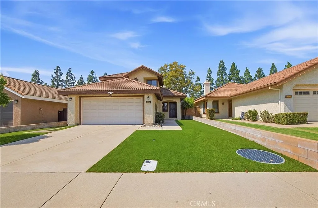 3 bed, 1420 sqft, $3,500 — Photo 2