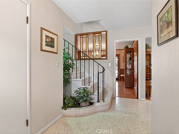 3rd image of 10553 Limerick Ave