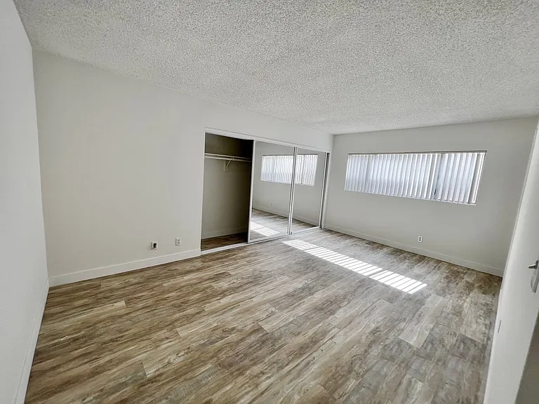 can372 — Photo 23