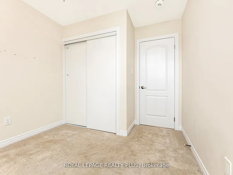 120 Watson Pkwy N #1 — Photo 24