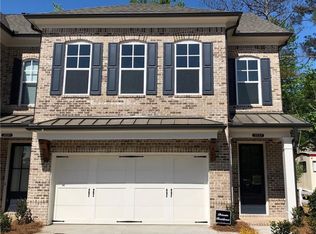 5008 Towneship Creek Rd, Roswell, GA 30075