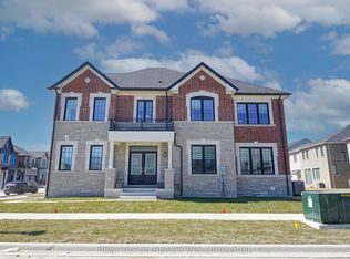 1913 Narcissus Gdns, Pickering, ON L1Y0B5