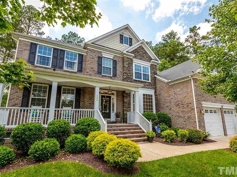 1st image of 506 Plano Dr