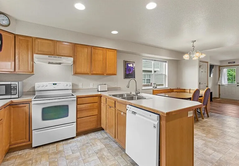 4938A Potter Park Ct — Photo 2