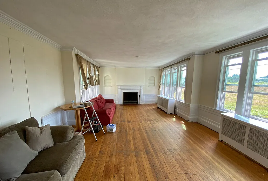 5 bed, 1.5 bath, $5,900 — Photo 2
