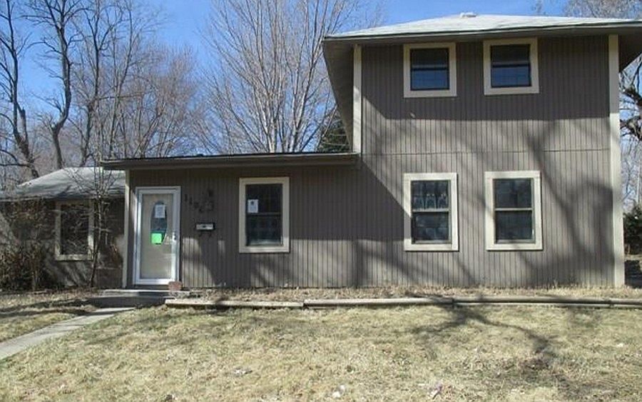 1st image of 1106 S 49th Dr
