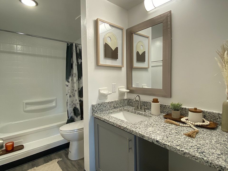 Haven on the Lake | Upgraded Bathroom