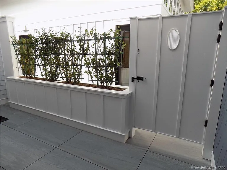 33 Elm St #3 — Photo 22