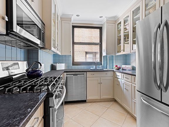 5th image of 440 W End Ave #5A