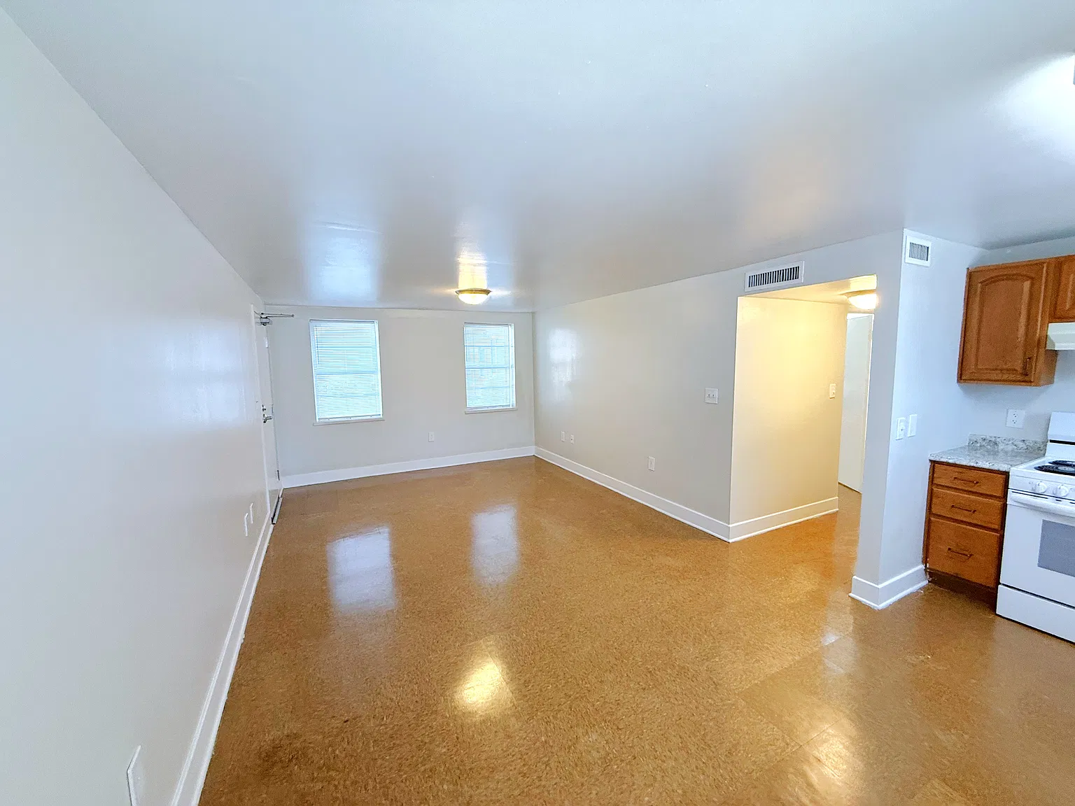 1 bed, 614 sqft, $828 — Photo 3
