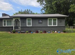207 Piney Grove St, Falkville, AL 35622