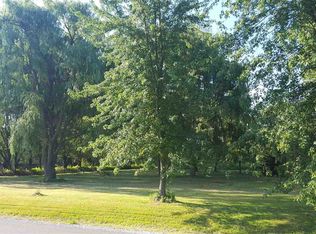 E Broadway Dr, Appleton, WI 54913