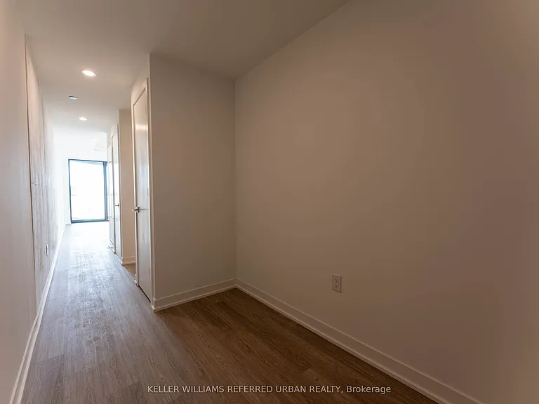 195 McCaul St #1215 — Photo 10