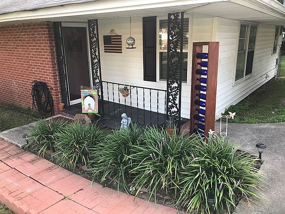 3rd image of 120 Westdale Ave