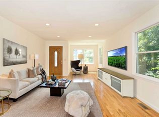 18 Laurel Ave #L, Glen Cove, NY 11542