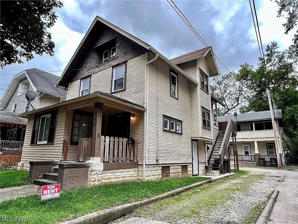 860 Chalker St, Akron, OH 44310 Zillow