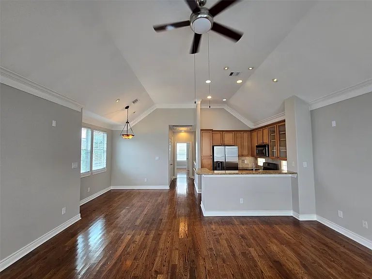 3440 Cline St — Photo 18