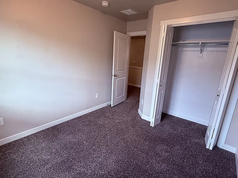 298 E Cordoba Dr — Photo 19