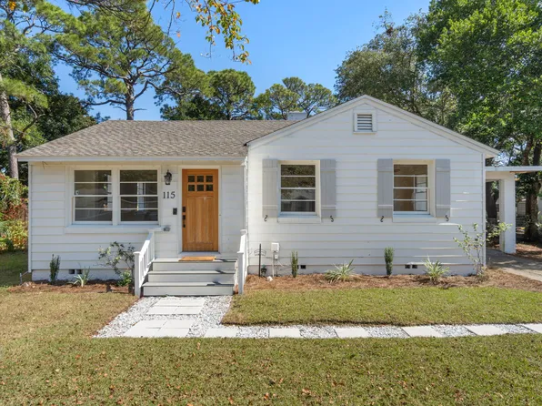 115 Carson Dr, Fort Walton Beach, FL 32548