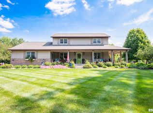 4208 S Walnut Point Dr, Mapleton, IL 61547