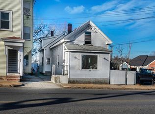 11 Main St, North Andover, MA 01845