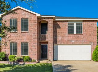 9121 Napa Valley Trl, Fort Worth, TX 76244