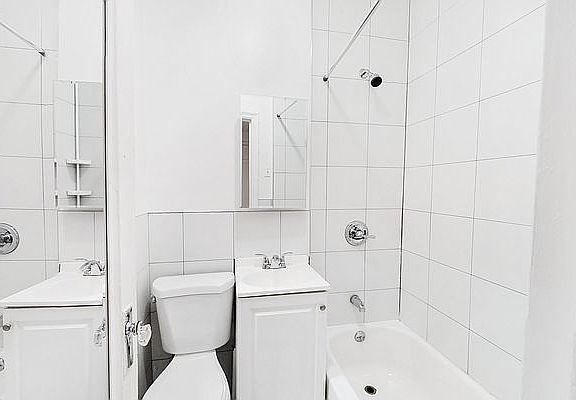 5th image of 504 E 88th St #5E